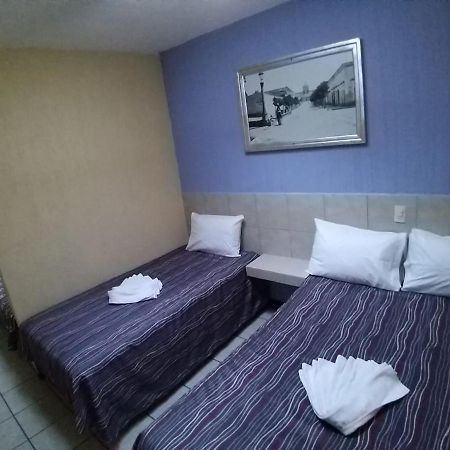 Hotel Aguila Guadalajara Buitenkant foto